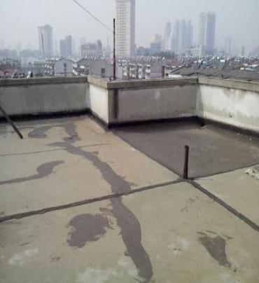 永善漏水维修 楼顶漏水是什么原因，楼顶漏水维修方法是什么?